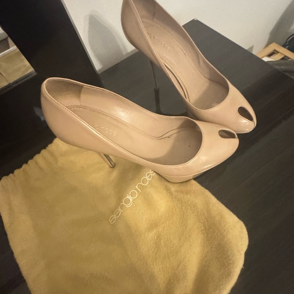 Sergio Rossi Beige Peep-Toe Heels